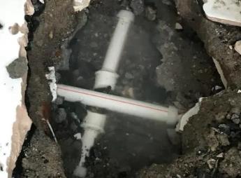 阆中阳台漏水维修公司为您分享楼上楼下漏水怎么处理