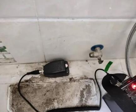 阆中屋顶漏水维修公司分享下卫生间漏水的危害及解决方法